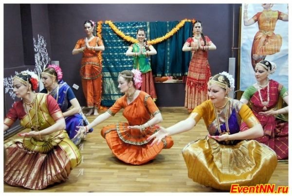 Студия индийских танцев «Камала»: «Индийские танцы каждая нация исполняет по-своему»