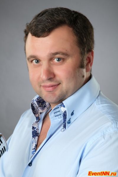 Александр Сарапкин, Ведущий с харизмой Александр Сарапкин, Ведущий с харизмой
