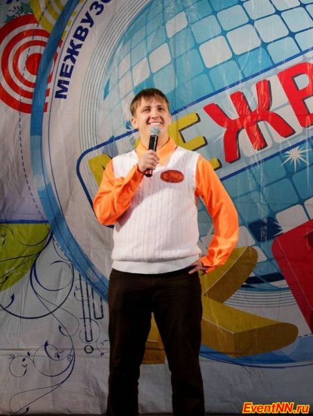 Ведущий Ярослав Насонов: о специфике проведения 23 февраля и 8 марта Ведущий Ярослав Насонов: о специфике проведения 23 февраля и 8 марта