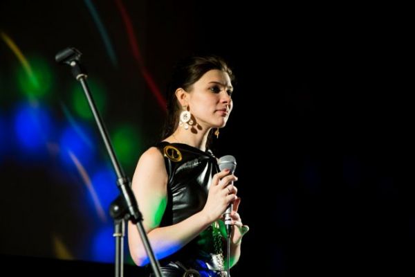 Певица Мария Соболь: об авторском творчестве и необычных кавер-версиях