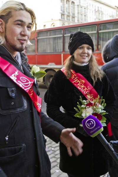 Дорожно-транспортная свадьба: бракосочетание Автобуса и Газели, организация свадьбы