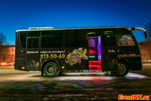 автобус-лимузин на день рождения, мальчишник, девичник, свадебное after-party, автобус для праздника