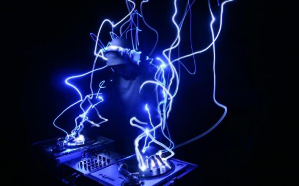 «DJs School» в РИО: учимся зажигать!