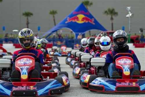 Red Bull Kart Fight -    , ,