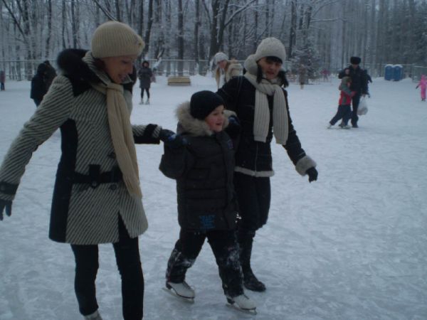 Семейный корпоратив на… катке Семейный корпоратив на… катке