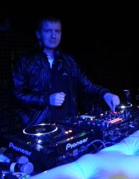 Dj ILYA FLASH:   90-   