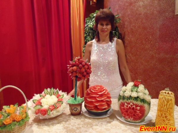 Специалист по карвингу Вера Малафеева: фруктовые и овощные карвинг-чудеса Специалист по карвингу Вера Малафеева: фруктовые и овощные карвинг-чудеса