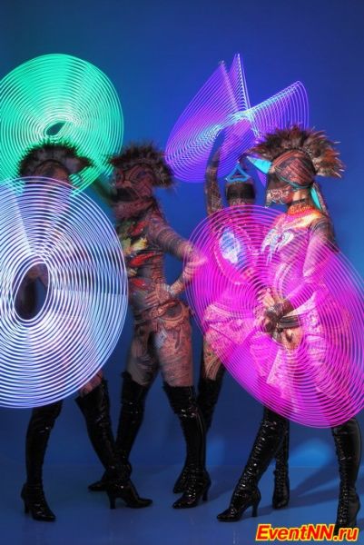 Танцевальный коллектив «DIVA LUCKY - SHOW» (Дива Лаки Шоу) представляет новое светодиодное танцевальное фрик-шоу