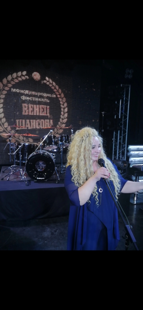 Ведущая Светлана Терёхина: «Лучший вариант эффектного, незабываемого торжества – интересная тематическая вечеринка» Ведущая Светлана Терёхина: «Лучший вариант эффектного, незабываемого торжества – интересная тематическая вечеринка»