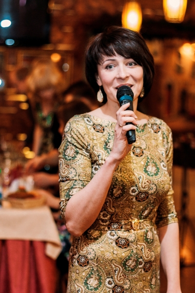 ведущая Алена Анисимова, ведущая на свадьбу, юбилей, корпоратив