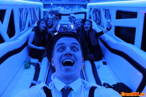 Crazy Bus IBIZA, клубный автобус, клуб на колесах, передвижной клуб