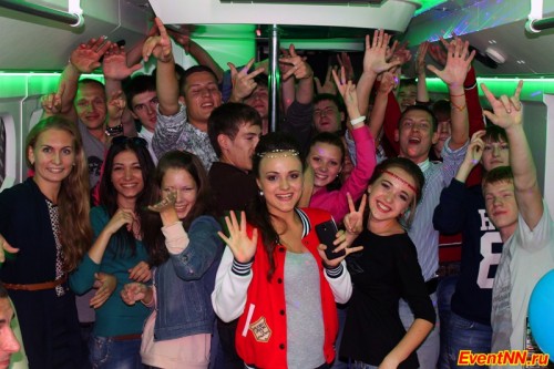 Crazy Bus IBIZA, клубный автобус, клуб на колесах, передвижной клуб