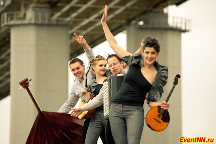 народный ансамбль Style Quartet, народная музыка