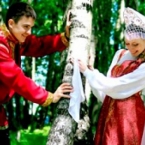 Свадьба на Красную горку: почему молодожены выбирают эту дату?