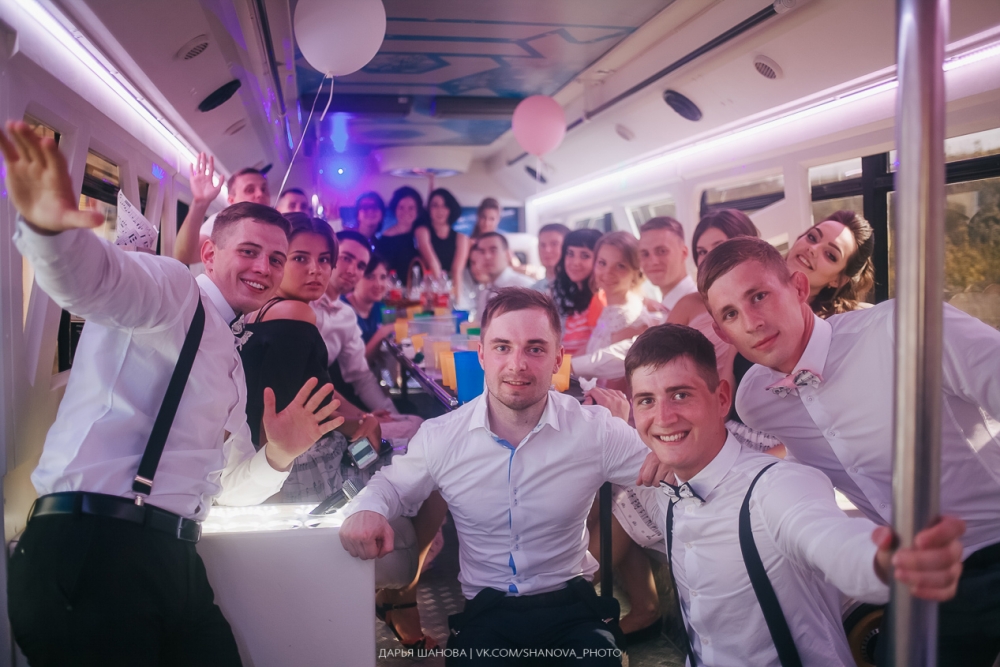 Party Bus    - Crazy Bus IBIZA (  -   ) +7 (831) 423-33-10