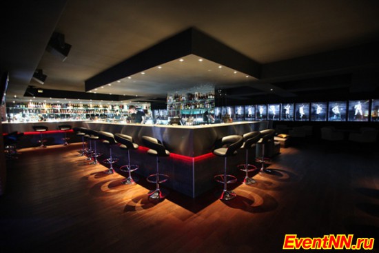 Custom Bar