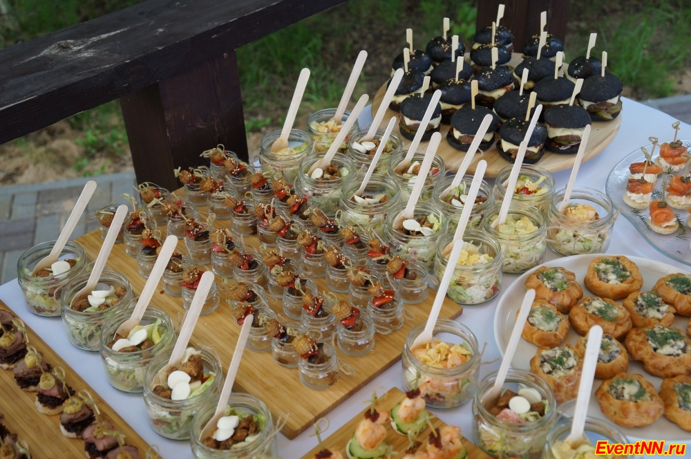    Finger Food Catering