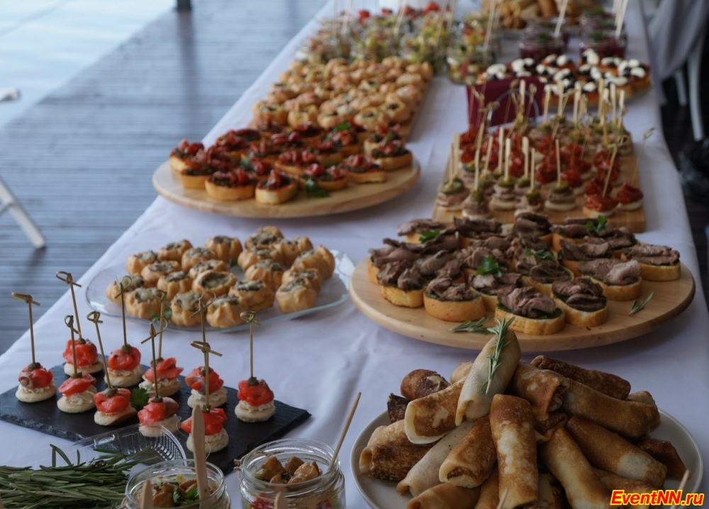    Finger Food Catering