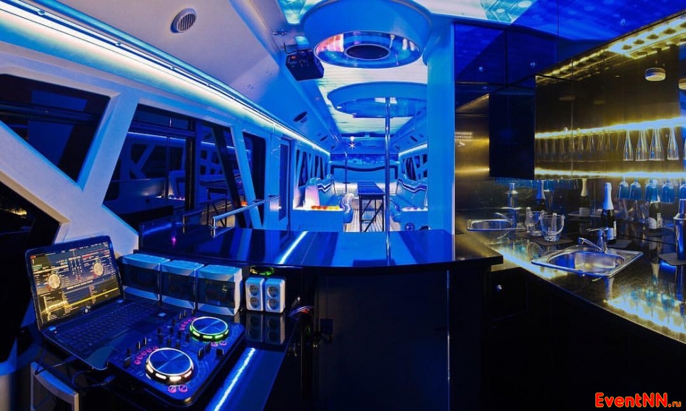    Crazy Party Bus ()   ,   . +7 (929) 053-33-10