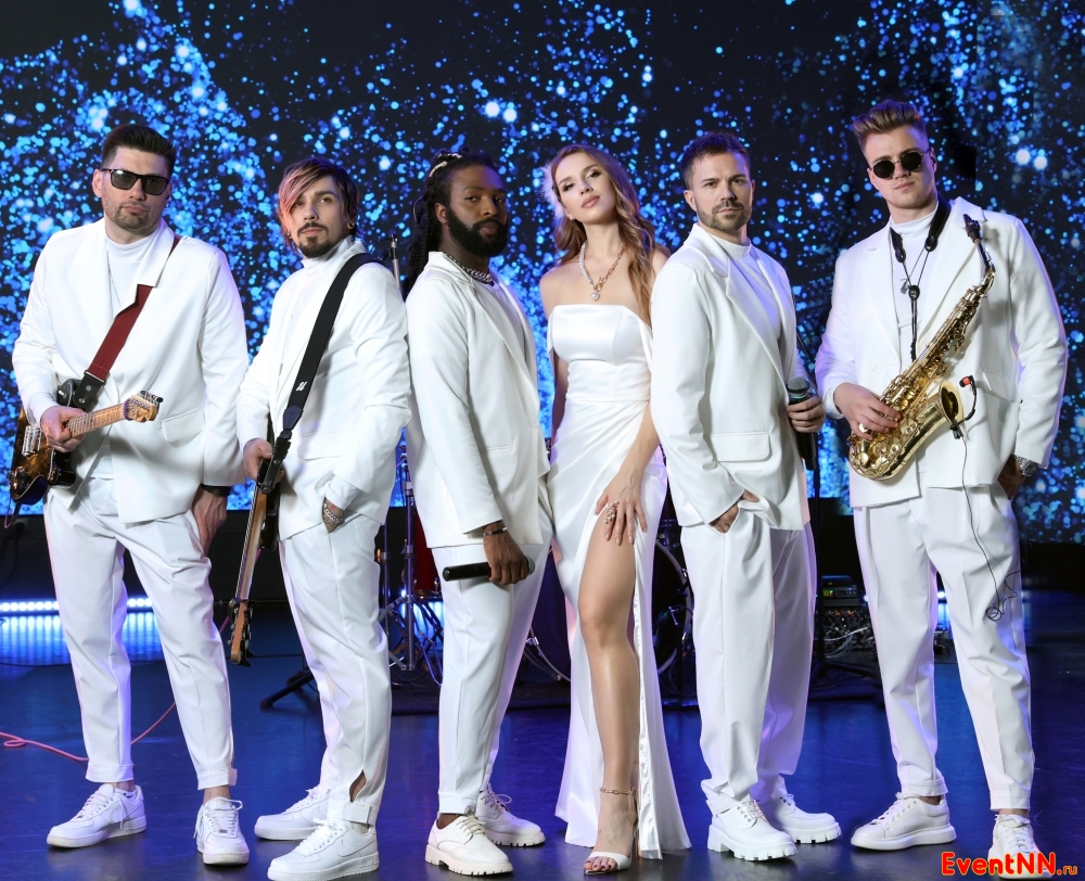 Luxury Cover Band . +7 (916) 711-14-44