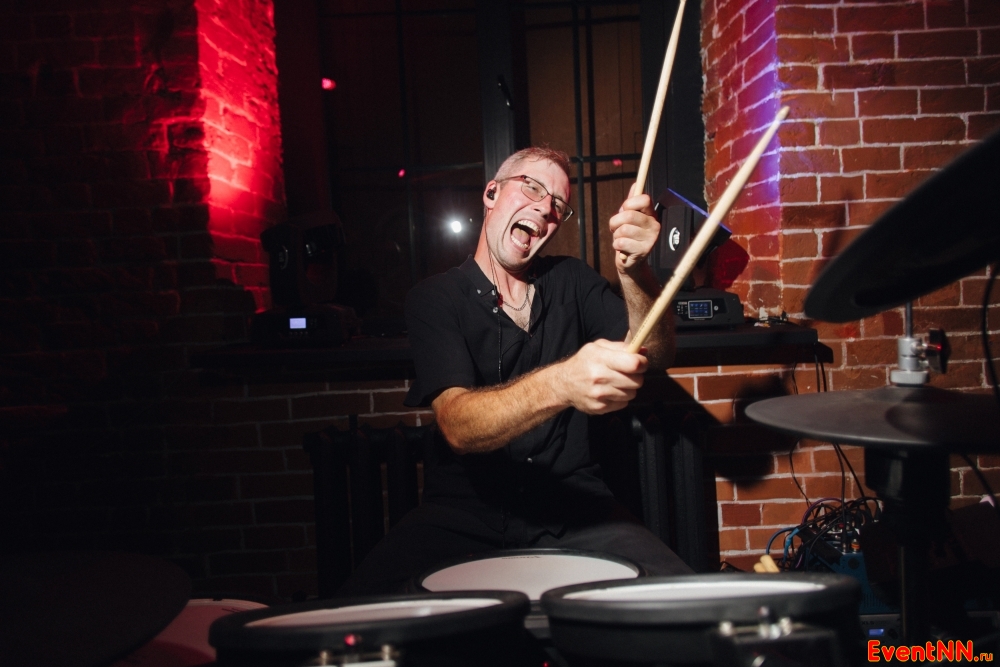 -   . +7 (906) 364-17-50