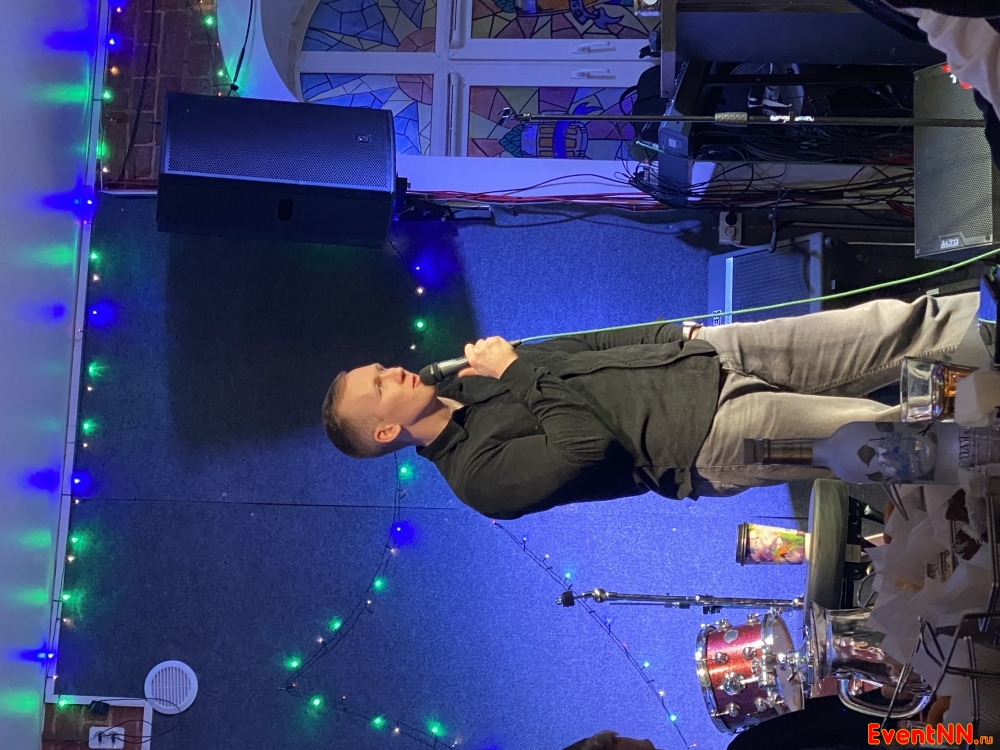 -  . +7 (952) 470-07-87