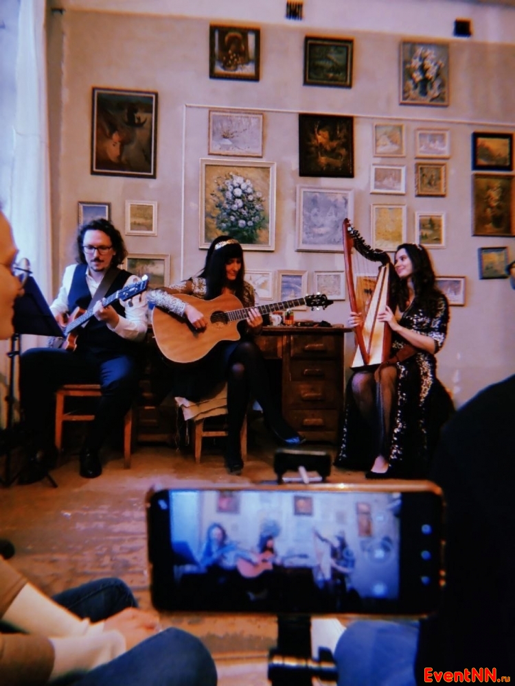    . +7 (902) 303-52-53