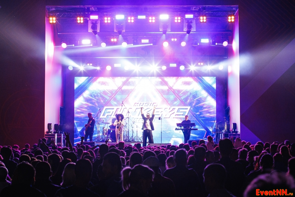 �����-������ �� ������� Funkeys Music Band ������ ��������