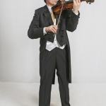 Сергей Кованов, скрипка.