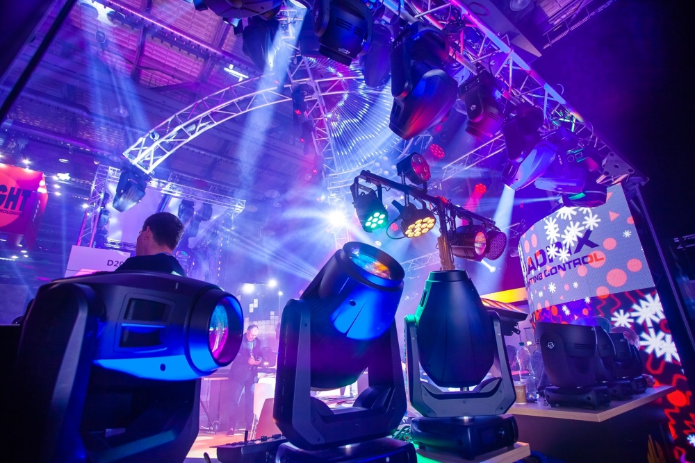 Выставка сценического и студийного оборудования Prolight + Sound NAMM Выставка сценического и студийного оборудования Prolight + Sound NAMM
