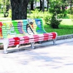 Нижегородцы разрисуют лавочки Автозаводского парка